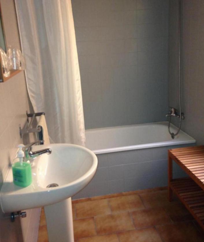 Hostal Puerto De Santa Maria Ел Пуерто де Санта Мария Екстериор снимка