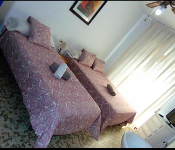 Hostal Puerto De Santa Maria Ел Пуерто де Санта Мария Екстериор снимка