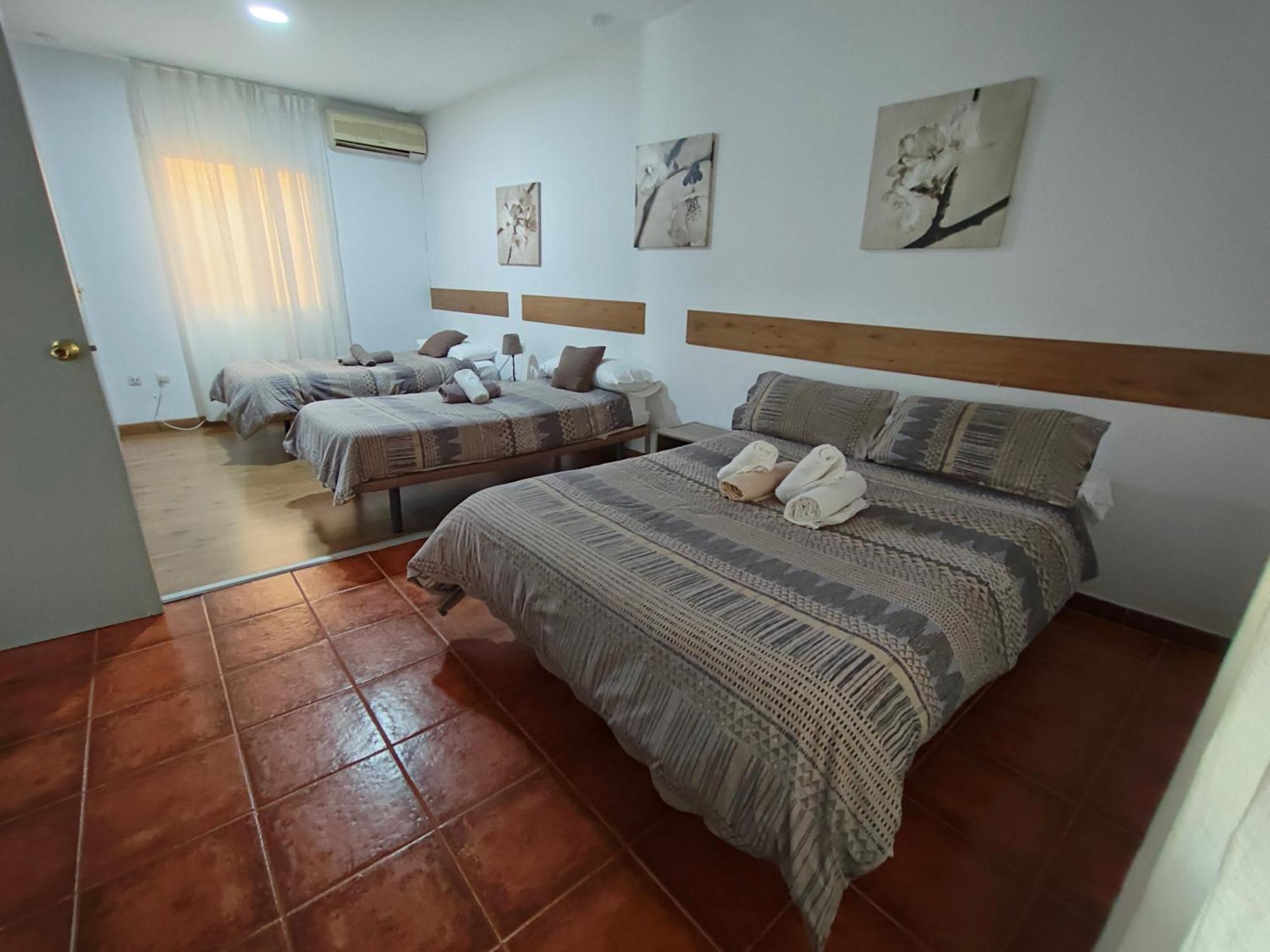 Hostal Puerto De Santa Maria Ел Пуерто де Санта Мария Екстериор снимка