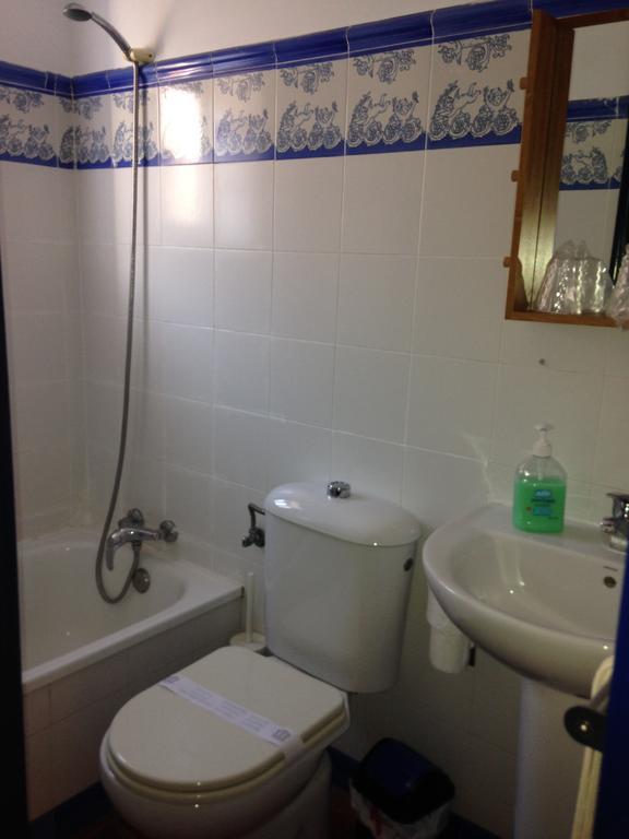 Hostal Puerto De Santa Maria Ел Пуерто де Санта Мария Екстериор снимка